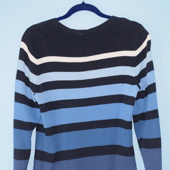 Top - Picture 2 of 4